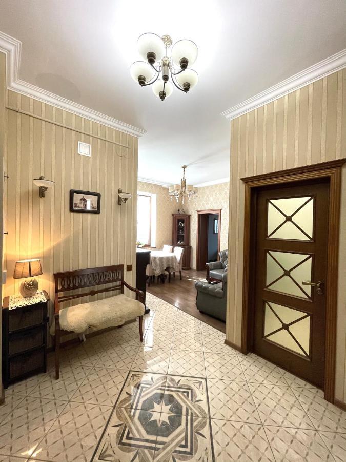 Apartment On Franka Lviv Eksteriør bilde